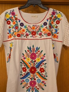 White Embroidered Floral Peasant Top